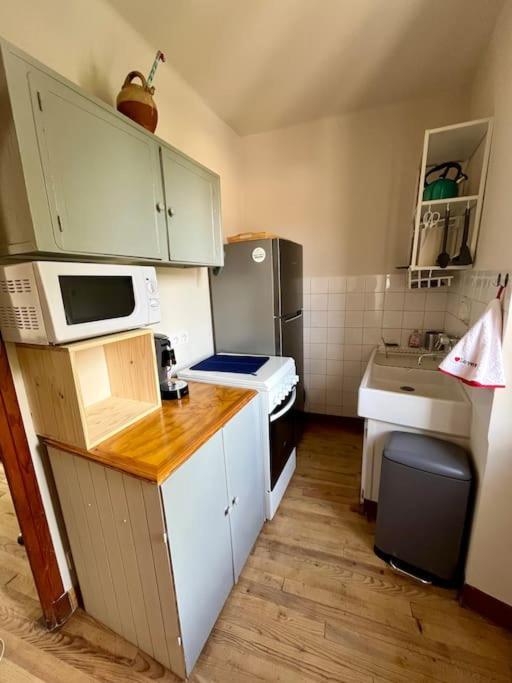 La Petite Ourse Maison De Village A Oust Экстерьер фото