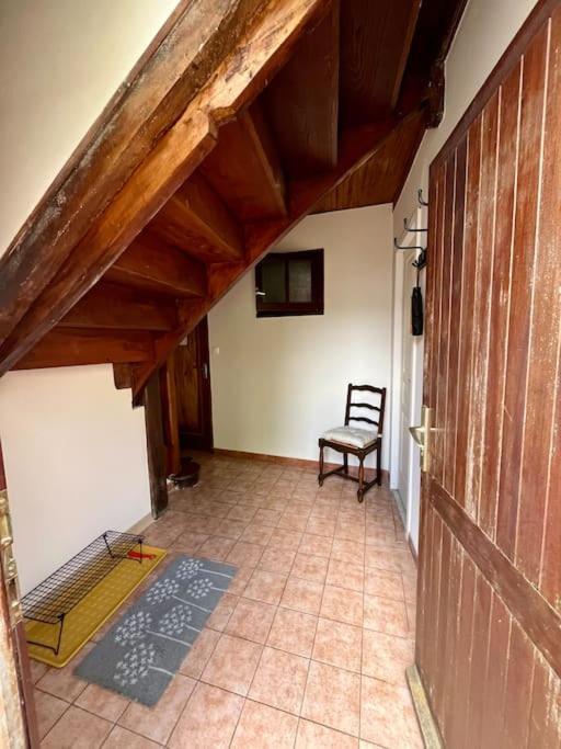 La Petite Ourse Maison De Village A Oust Экстерьер фото